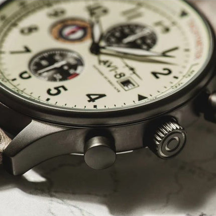 AVI-8 Hawker Hurricane Classic Chronograph kermanvärinen beige kellotaulu kvartsi AV-4011-0C miesten kello