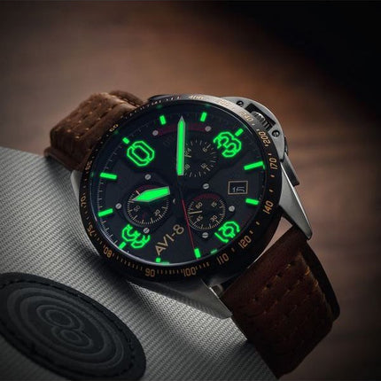 AVI-8 P-51 Mustang Blakeslee Chronograph pronssitammikvartsi AV-4077-02 miesten kello