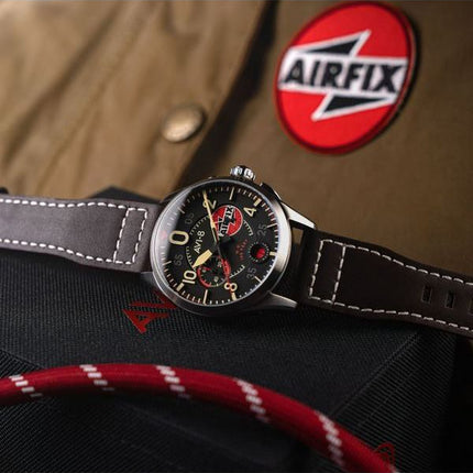 AVI-8 Spitfire Lock Chronograph Airfix Edition Raven Black Dial Quartz AV-4089-09 Miesten kello