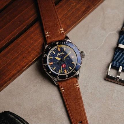 AVI-8 Flyboy Tuskegee Airmen Meca-Quartz Limited Edition Lucera Blue Dial AV-4103-02 Miesten kello lisähihnalla