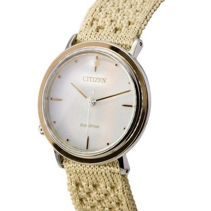 Citizen L Ambiluna Diamond Accent Beige Kellotaulu Eco-Drive EM1006-40A Naisten kello Extra Mesh Rannekorulla