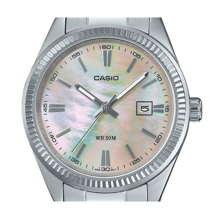 Casio Standard Analoginen ruostumattomasta teräksestä valmistettu helmikellokvartsi LTP-1302DS-4AV naisten kello